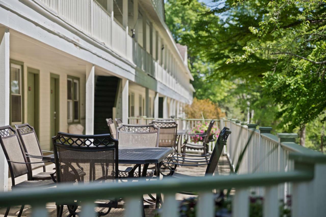Seven Hills Inn Lenox Zewnętrze zdjęcie